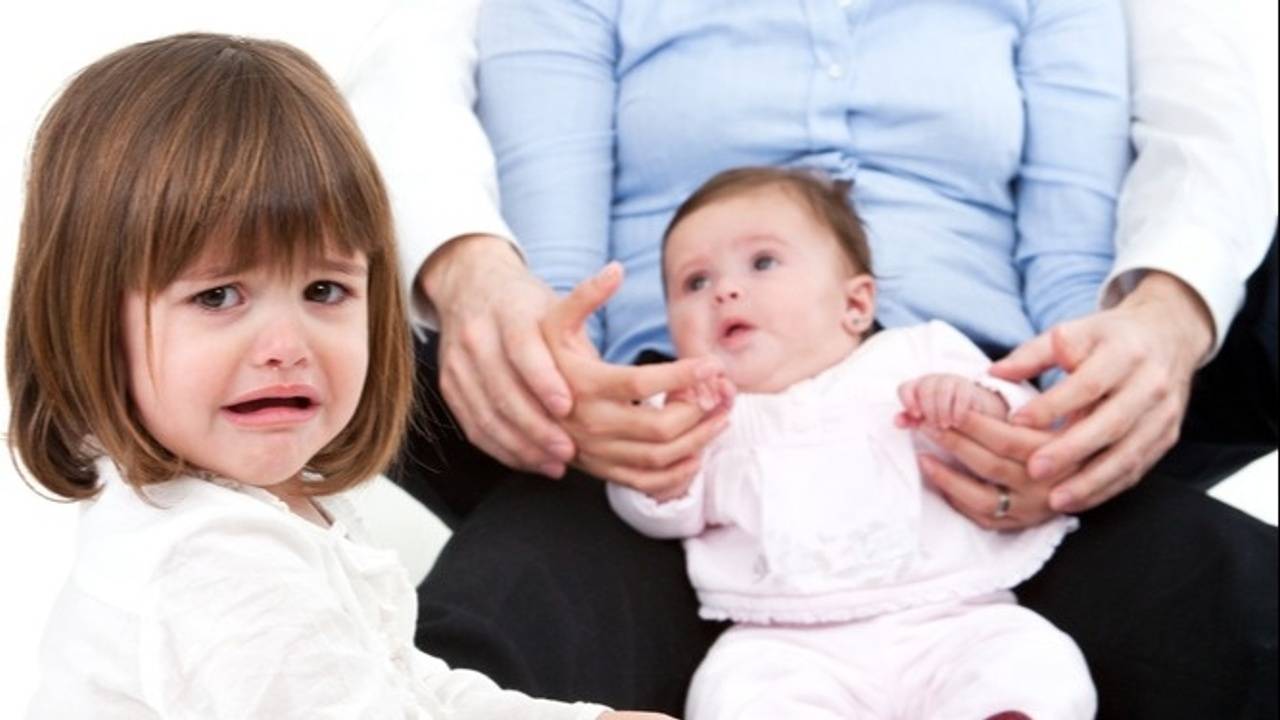 Kardeş Kıskançlığı ile Nasıl Başa Çıkılır?